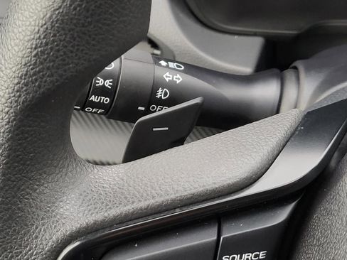 Certified 2025 Subaru Crosstrek 2.0i Premium image 27