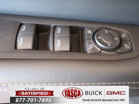 Used 2026 GMC Yukon Elevation AWD/4WD image 15