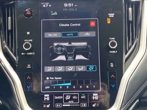 Used 2021 Subaru Outback Premium image 18