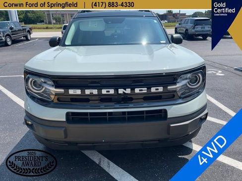 Used 2022 Ford Bronco Sport Outer Banks w/ Tech Package AWD/4WD image 2