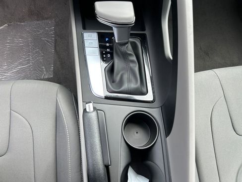 New 2026 Hyundai Elantra Sport FWD image 23