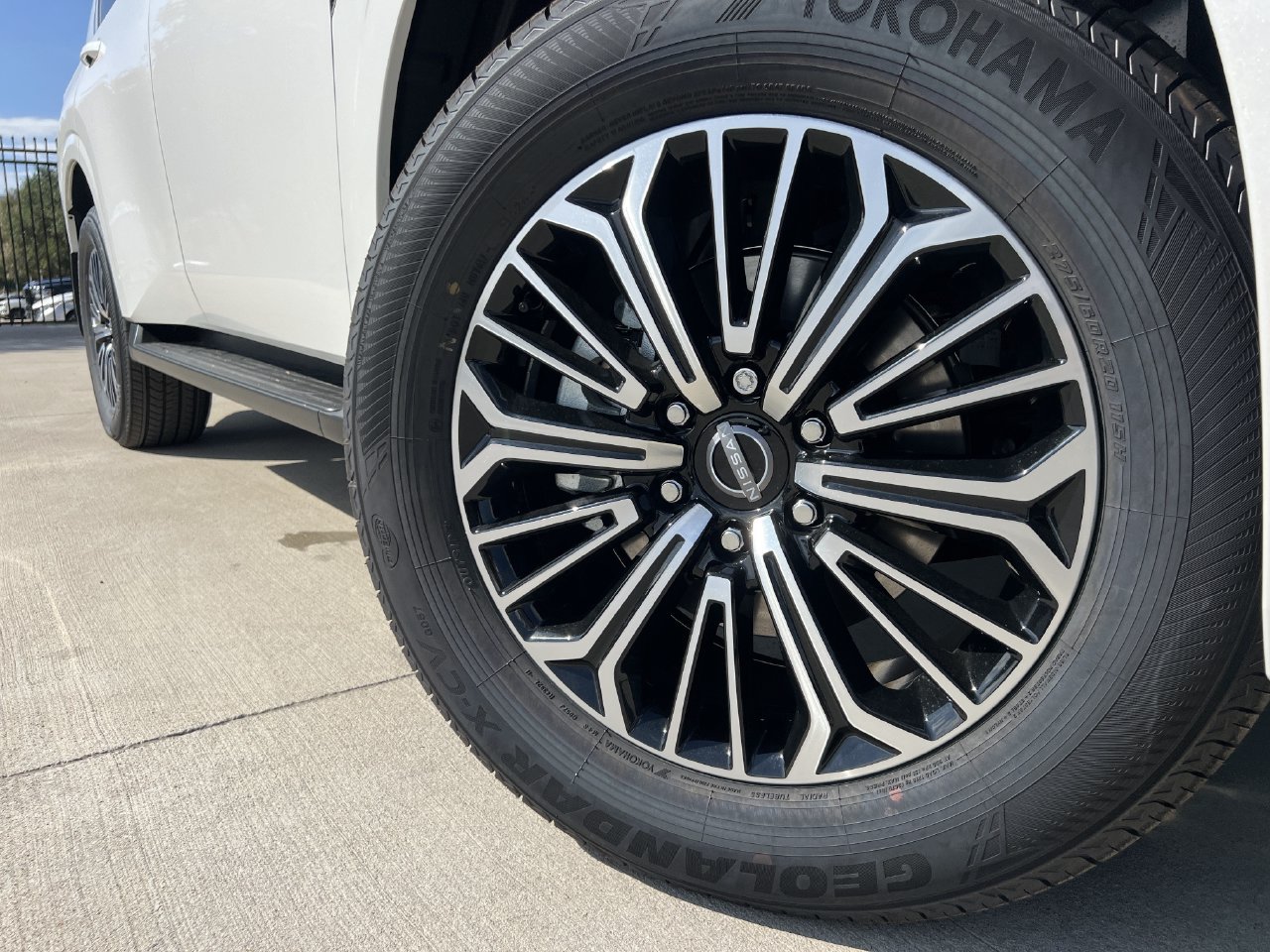 New 2026 Nissan Armada SL AWD/4WD image 6