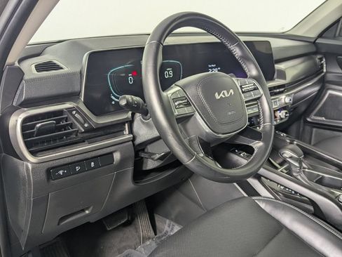 Used 2023 Kia Telluride S AWD/4WD image 11