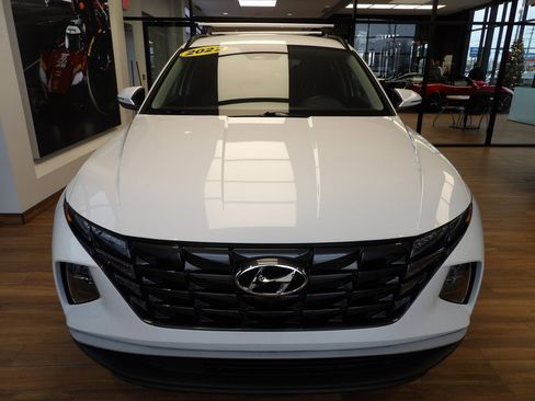 Used 2022 Hyundai Tucson SEL image 2