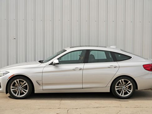 Used 2017 BMW 330i Gran Turismo xDrive image 45