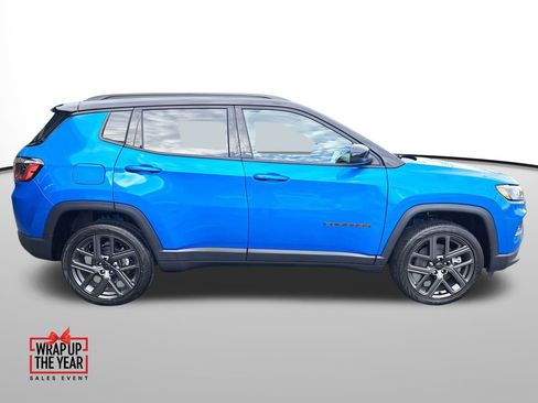 New 2026 Jeep Compass Limited image 4
