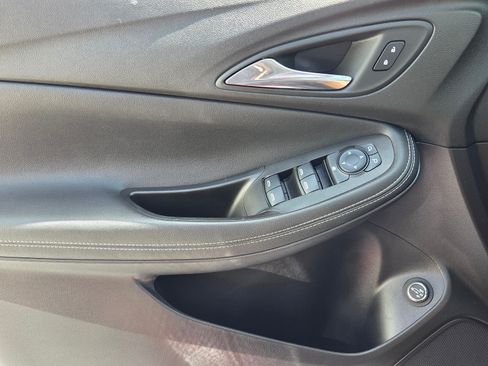 Used 2023 Buick Encore GX Select AWD/4WD image 29
