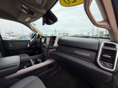 Used 2020 RAM 2500 Big Horn w/ Level 2 Equipment Group image 14