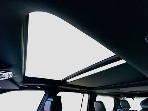 Used 2022 Jeep Grand Wagoneer Series I image 23