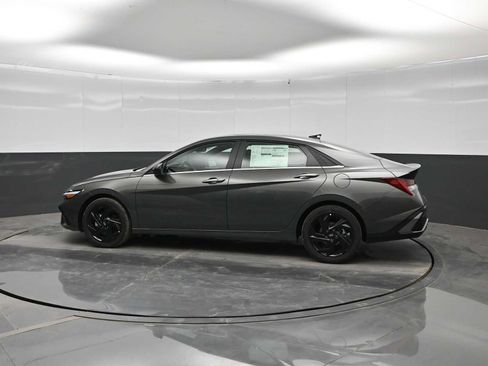 New 2026 Hyundai Elantra SEL Sport Premium FWD image 5