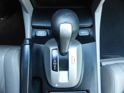 Used 2010 Honda Accord EX-L image 23