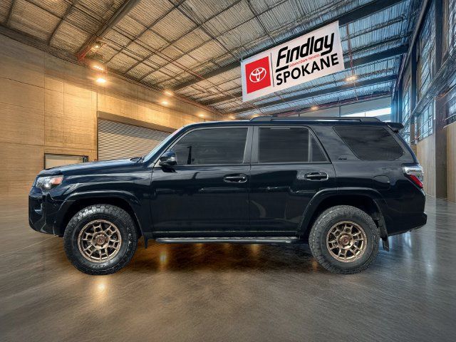 Certified 2021 Toyota 4Runner SR5 Premium AWD/4WD image 3