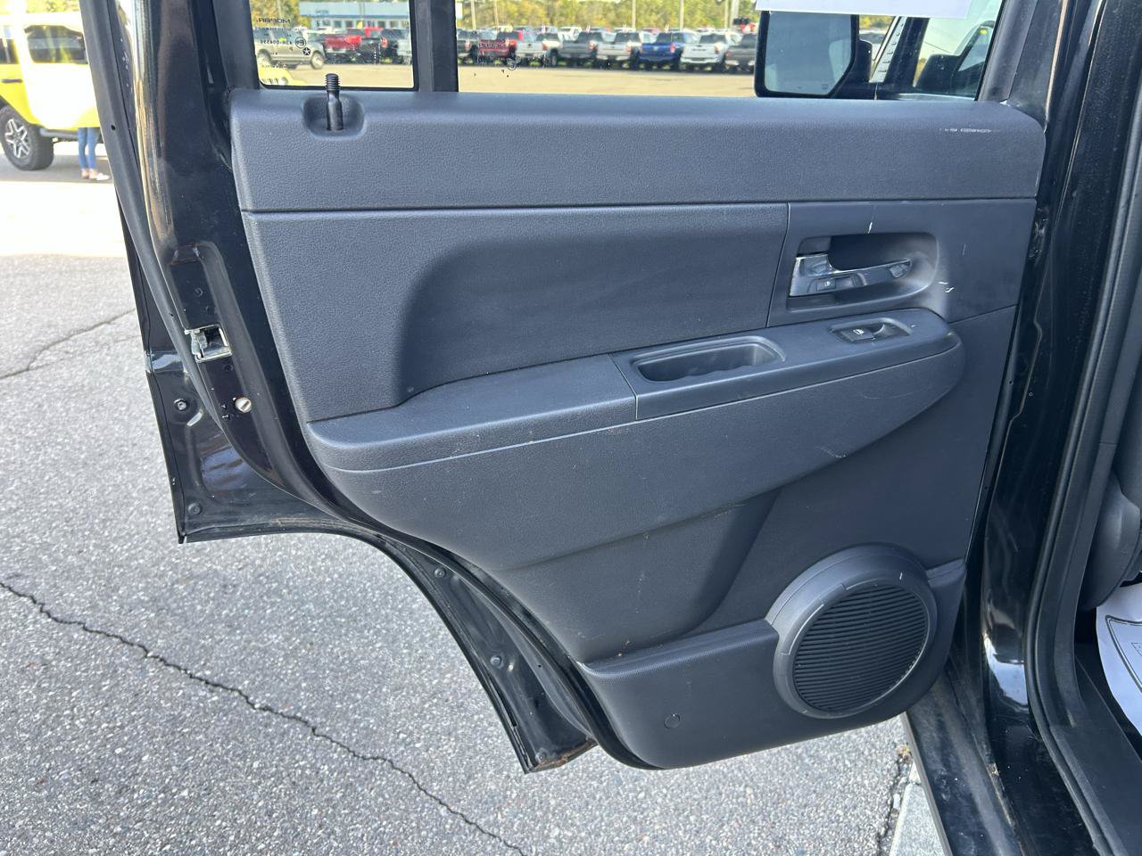Used 2010 Jeep Liberty Sport w/ Popular Equipment Group AWD/4WD image 13
