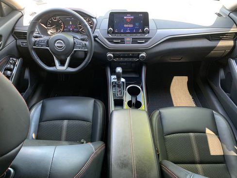 Used 2023 Nissan Altima 2.5 SR FWD image 15