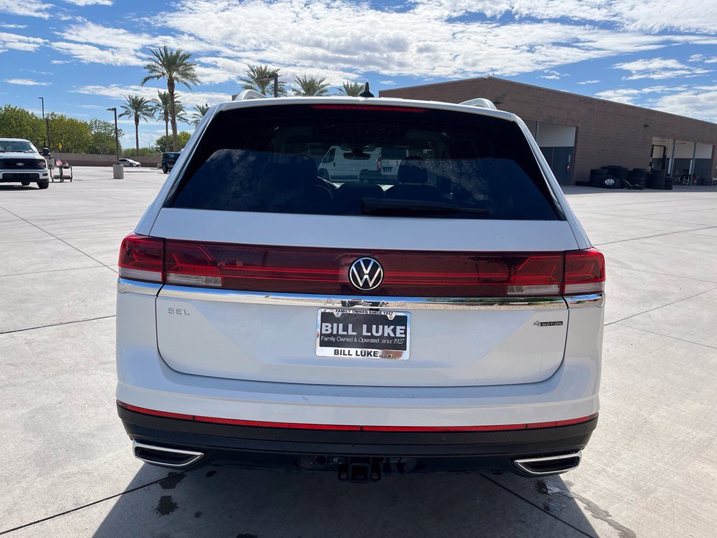 Used 2025 Volkswagen Atlas SEL AWD/4WD image 8