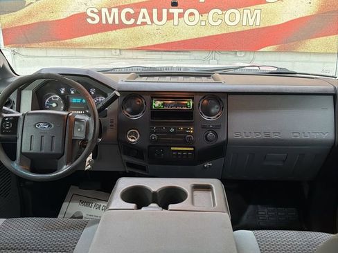Used 2014 Ford F550 4x4 Crew Cab Super Duty image 36