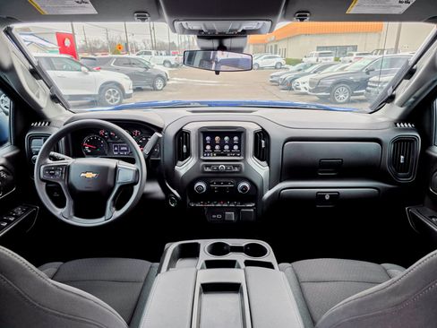 Used 2025 Chevrolet Silverado 1500 Custom w/ Turbomax Blackout Package image 35