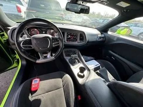 Used 2023 Dodge Challenger SRT Hellcat RWD image 3