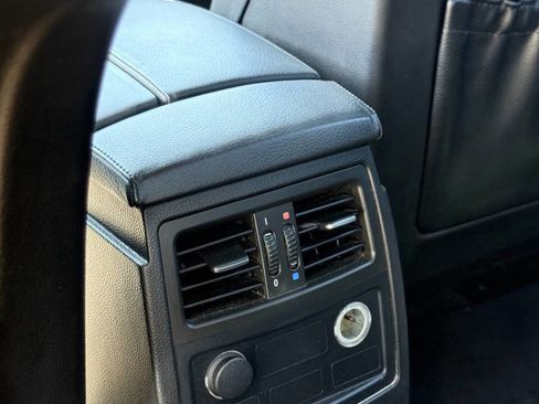 Used 2010 BMW M5 RWD image 11