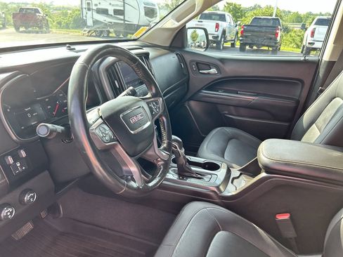 Used 2022 GMC Canyon AT4 AWD/4WD image 25