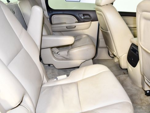 Used 2012 GMC Yukon Denali AWD/4WD image 45