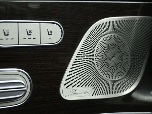 Used 2025 Mercedes-Benz GLS 450 4MATIC image 17