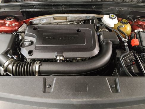 Used 2021 Buick Envision Essence w/ Sport Touring Package FWD image 30
