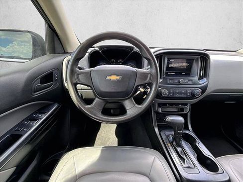 Used 2019 Chevrolet Colorado W/T RWD image 7
