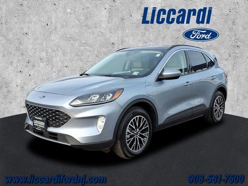 Certified 2022 Ford Escape SEL w/ Technology Package image 3