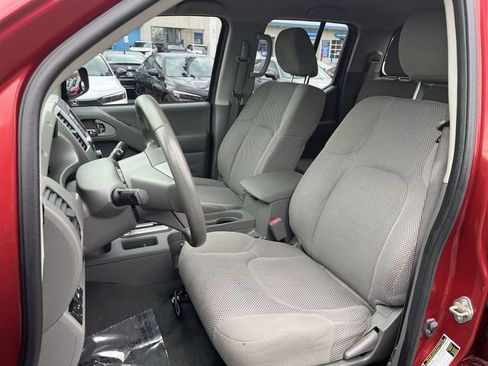 Used 2019 Nissan Frontier SV image 15