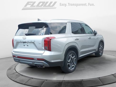 Certified 2025 Hyundai Palisade SEL image 7