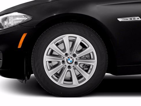 Used 2014 BMW 535i xDrive Sedan AWD/4WD image 11