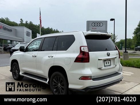 Used 2022 Lexus GX 460 Premium w/ Accessory Package AWD/4WD image 12