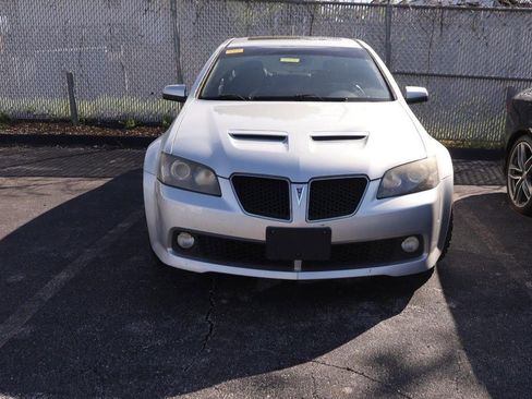 Used 2009 Pontiac G8 w/ Premium Package RWD image 3