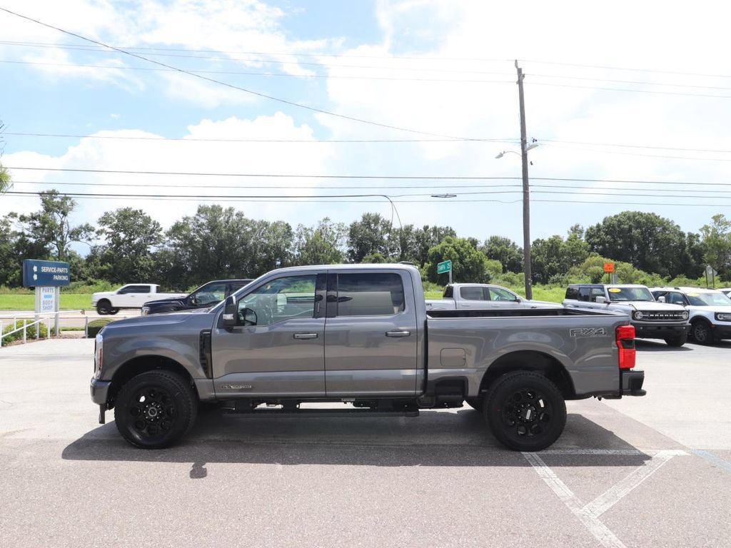 New 2026 Ford F250 Lariat w/ Black Appearance Package AWD/4WD image 9