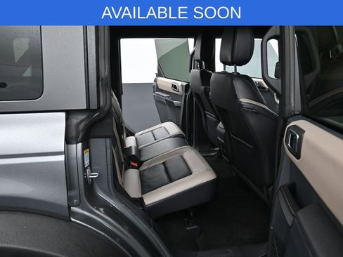 Used 2024 Ford Bronco Wildtrak AWD/4WD image 34