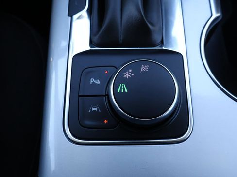 Used 2024 Chevrolet Blazer LT w/ Convenience Package image 26