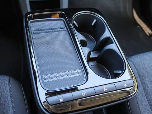 New 2026 Hyundai Ioniq 5 SE image 26