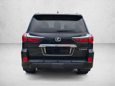 Used 2018 Lexus LX 570 4WD w/ Luxury Package image 6
