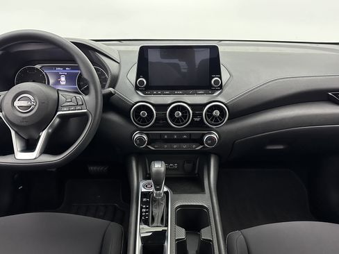 Used 2025 Nissan Sentra SV image 19