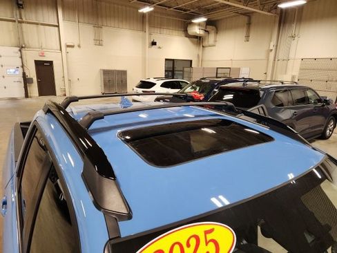 Used 2025 Honda Ridgeline TrailSport image 37