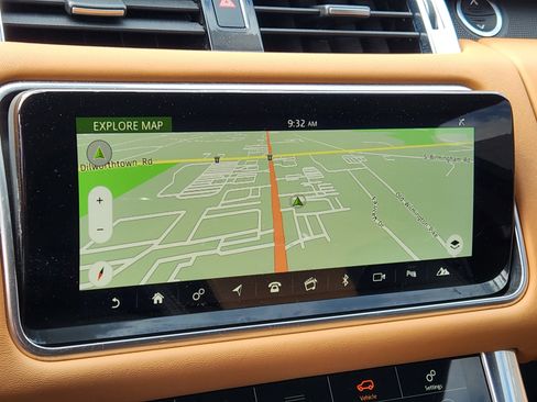 Used 2022 Land Rover Range Rover Sport SVR AWD/4WD image 22