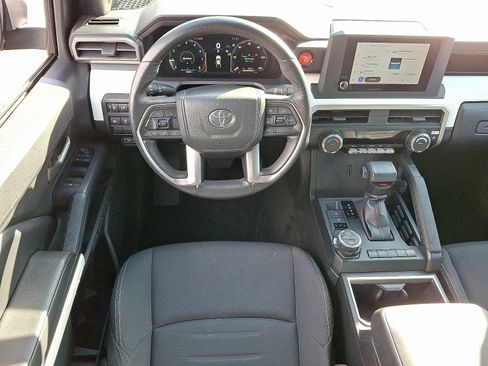 Used 2024 Toyota Tacoma TRD Off-Road image 12