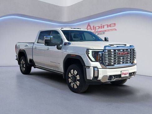 Used 2025 GMC Sierra 2500 Denali w/ Denali Reserve Package image 7
