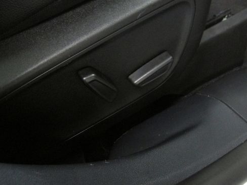 Used 2022 Ford Escape Titanium w/ Titanium Elite Package image 31