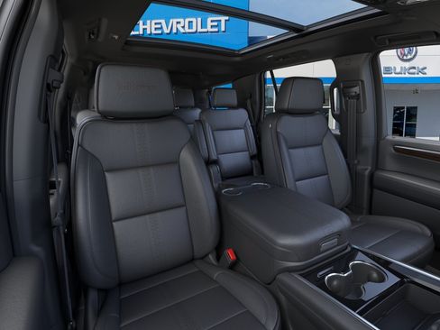 New 2026 Chevrolet Tahoe High Country AWD/4WD image 16
