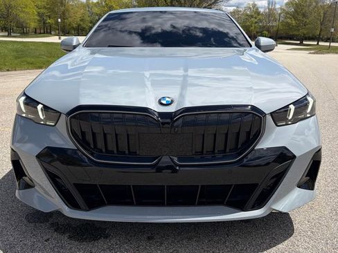 Certified 2024 BMW 530i xDrive w/ M Sport Package AWD/4WD image 7