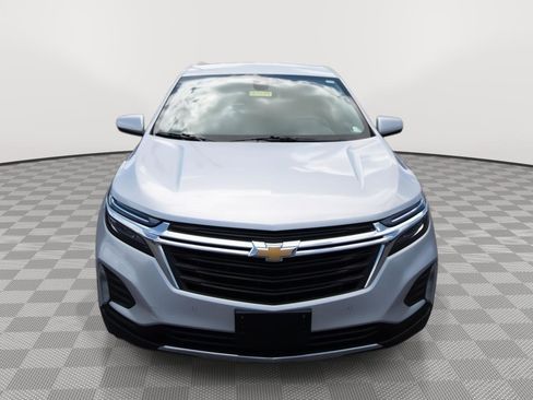 Used 2022 Chevrolet Equinox LT FWD image 2