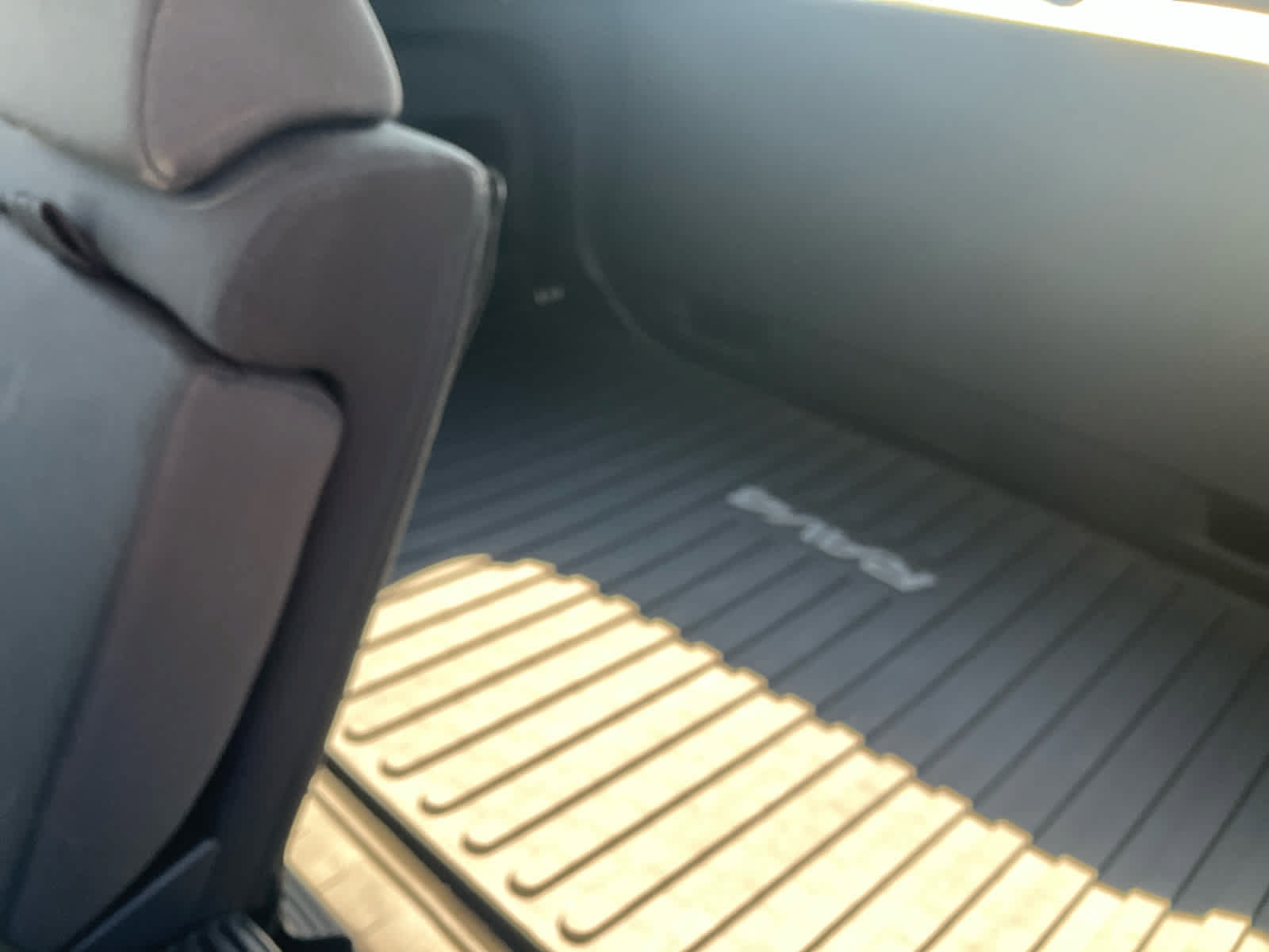 Certified 2025 Toyota RAV4 LE AWD/4WD image 33