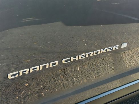 Used 2024 Jeep Grand Cherokee L Limited w/ Trailer Tow Package image 36